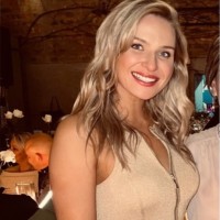 WeVee Employee Holly MacLennan's profile photo