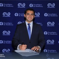 Alan Christopher MacHuca Sesma Email