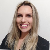 Vanessa Medeiros Email