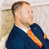 Louis Elton Email