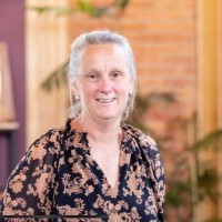 Liz Illingworth Email
