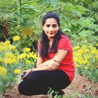 Smita Bhat Email