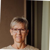 Pam Henson Email & Phone Number