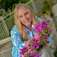 Kate Zorivchak Email