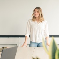 Alexandra Wegge Email & Phone Number