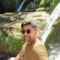 Moe Qureshi Email