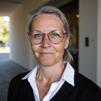 Anne Nielsen Email