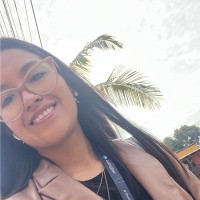 Daniela Alva Email