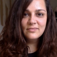 Roya Ashraf Email