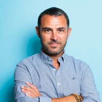 Claudio Chaves Email