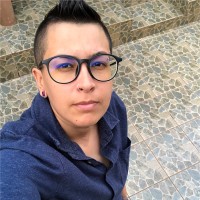 Larissa Prado Email