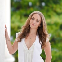 Center For Laser Surgery Employee Ava Horn's profile photo