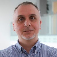 Norbert Benkő Email