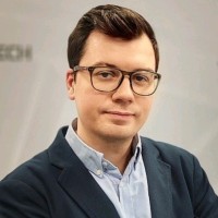 Dariusz Oleba Email