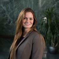 E-mail e número de telefone de Rebecca Camacho