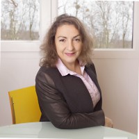 Yvette Ramos Email & Phone Number