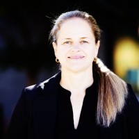 Samantha Robertson Email