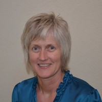 Carolyn Halland Email & Phone Number
