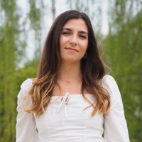Lia Degroot Email & Phone Number
