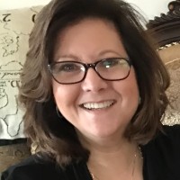 Caroline Andrade Email & Phone Number