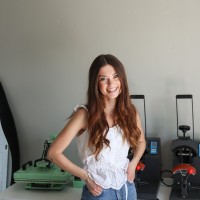 Julia Damiani Email & Phone Number