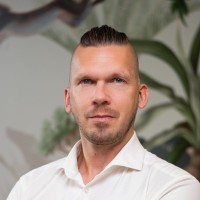 Laszlo Berta Email