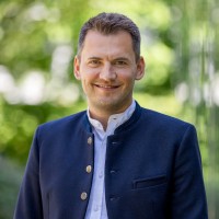 Markus Oelsner Email