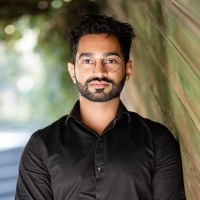 Aamir Nooradosa Email