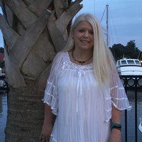 Kelly Foster Email & Phone Number