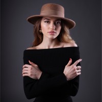 Polina Vasylenko Email