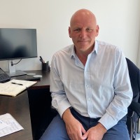 Alan Eisner. Email