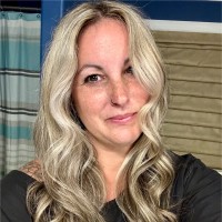 Amanda Piccolo Email & Phone Number