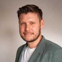 Niklas Dymaczewski Email