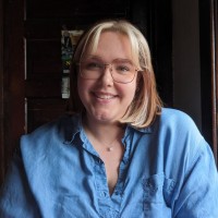 Amber Roessler Email & Phone Number