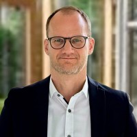 Peter Nieuwenhuizen Email