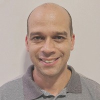 Fernando Roberto Email