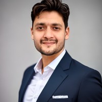 Amazon Employee Deepak Gaur's profile photo