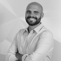 Ángel Caleya Email
