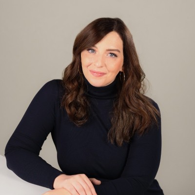 Kelly Ebert Email & Phone Number