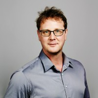 Tobias Berg Email