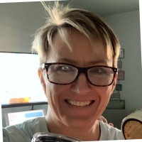 Danielle Delong Email & Phone Number