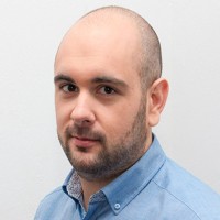 Ricardo León Email