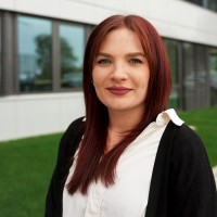 Pia Sauer Email