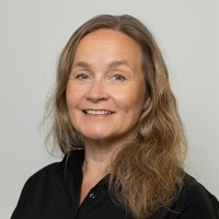 Trine Holter Email