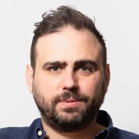 Email e telefono di Julian Teicke