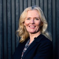 2i Employee Pauline Smith's profile photo