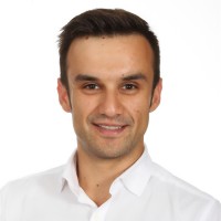 Mert Özçelik Email