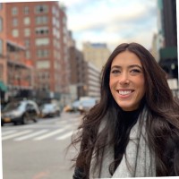 Anthropologie Employee Julia Barry's profile photo