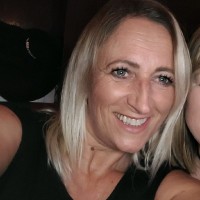 Suzanne Andrew Email
