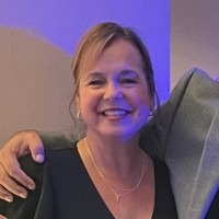 Western Corrugated Design Employee Laura Casas's profile photo